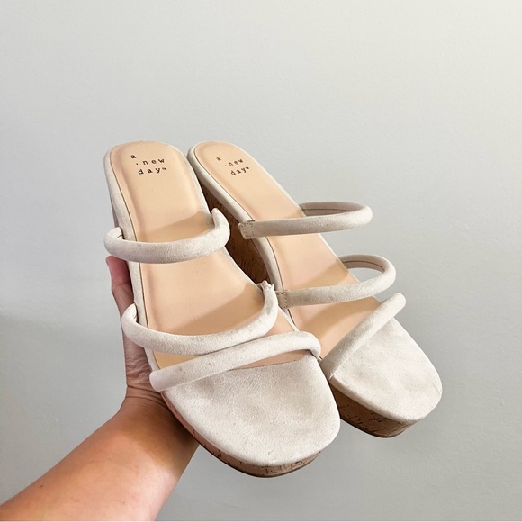 A New Day Target Cream Strappy Cork Wedge Sandals Suede Feel Barely Worn 6 - Picture 6 of 6